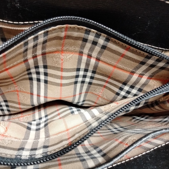 Burberry Tote Black Leather - Picture 7 of 8